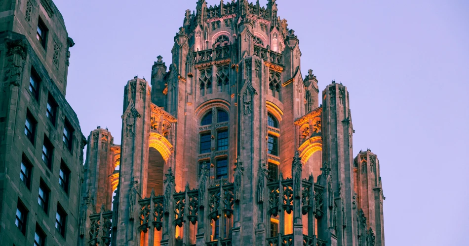 Shopping & Dining at Magnificent Mile