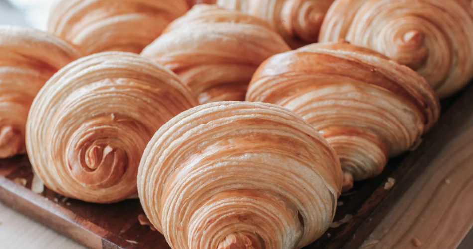 Exploring Navy Pier: Rides, Food & Entertainment